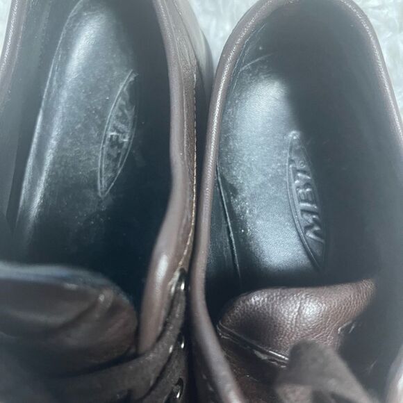 MBT400273-01 Brown Leather Toning Walking Shoes Women SZ10-10.5 - Picture 9 of 10